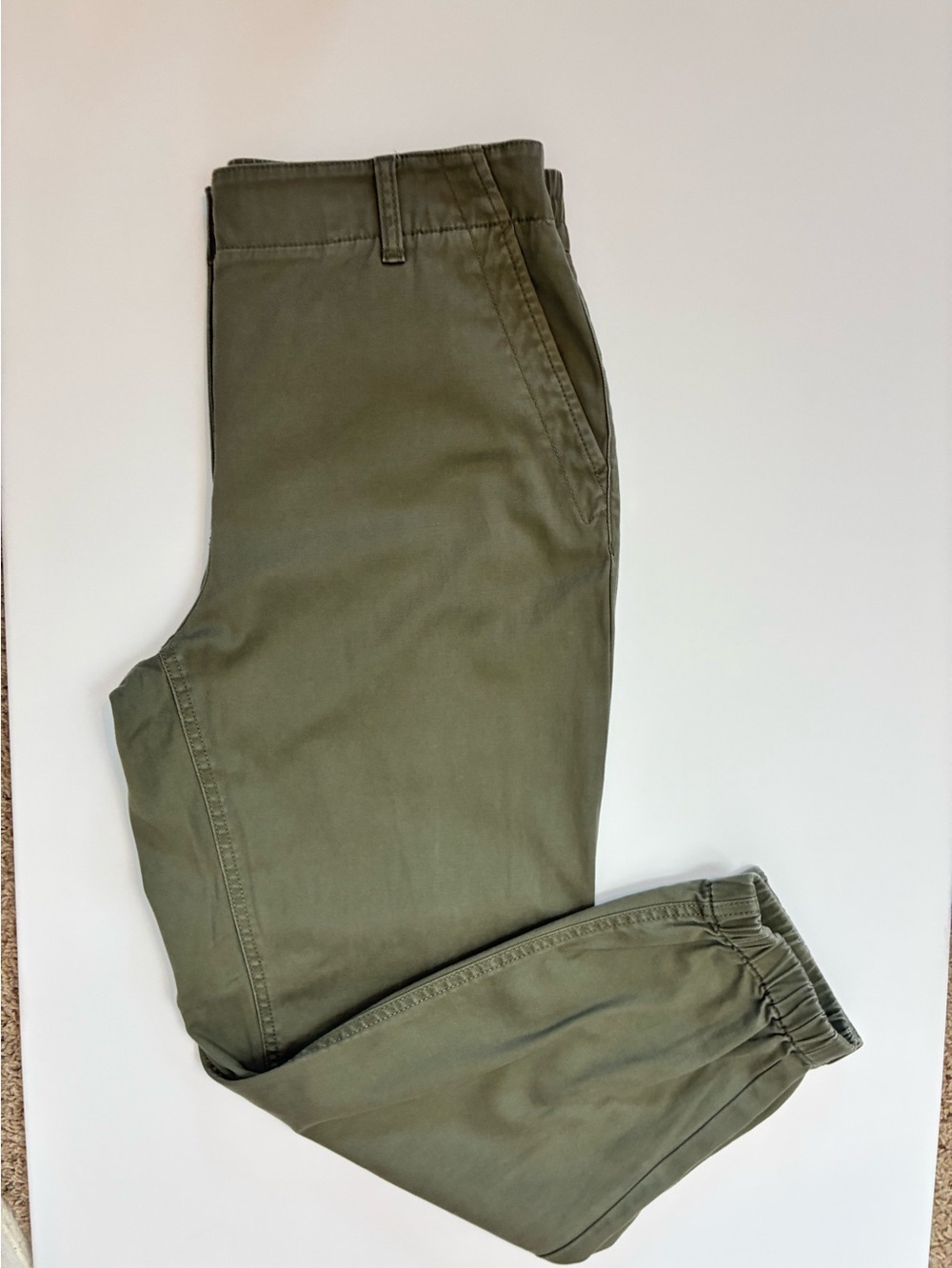 Talbots Baggy Utility
Joggers w/ great pockets runs big